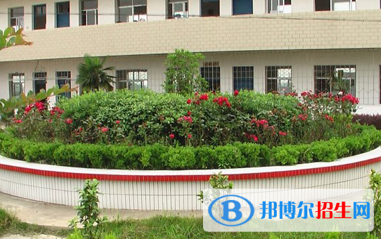 淮北市樹(shù)人中等專(zhuān)業(yè)學(xué)校地址在哪里