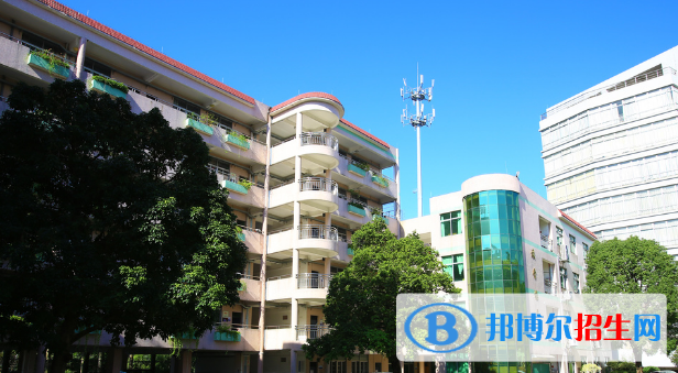 東莞經(jīng)濟(jì)貿(mào)易學(xué)校2020年學(xué)費(fèi)、收費(fèi)多少