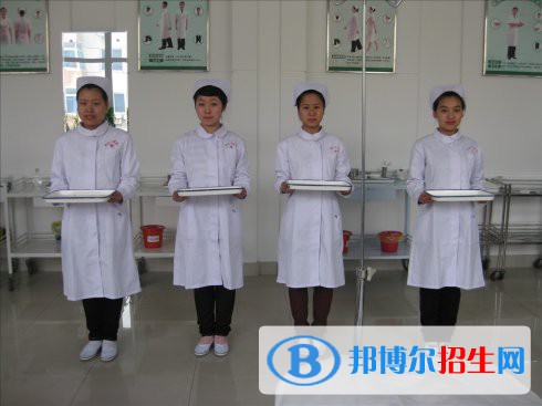 四川2020年初中生報什么衛(wèi)校