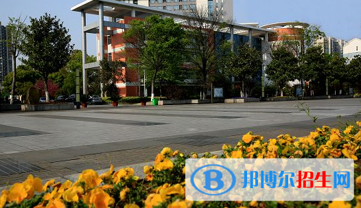 江蘇鎮(zhèn)江中學網(wǎng)站網(wǎng)址