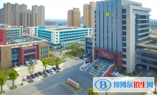 江蘇黃橋中學(xué)2020年招生簡(jiǎn)章