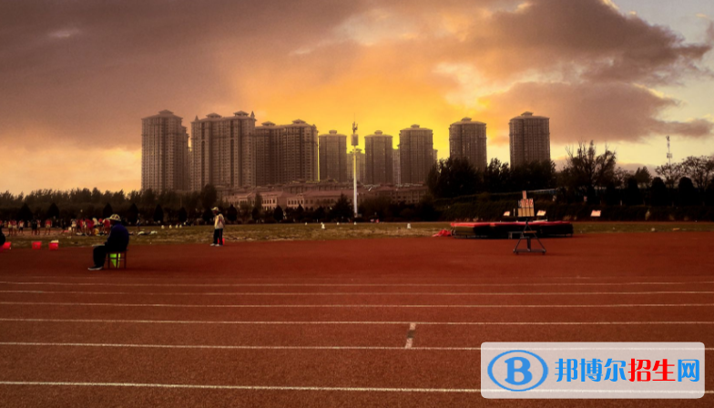  秦皇島新世紀高級中學2021年系電話