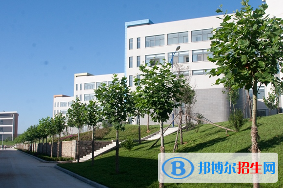 秦皇島第一中學(xué)2021年招生簡章