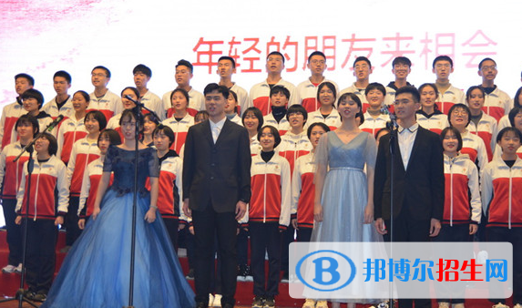 秦皇島第一中學(xué)2021年招生辦聯(lián)系電話(huà)