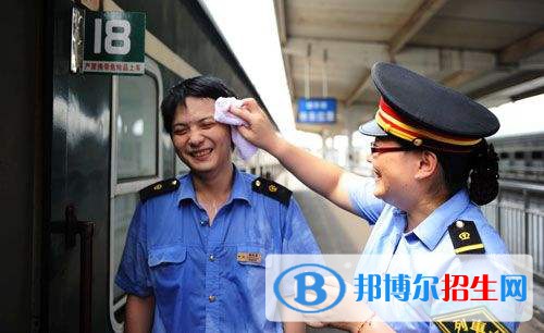 陜西2021年初中生報什么鐵路學(xué)校最好