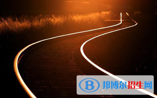 陜西2021年鐵路學校有什么專業(yè)適合男生