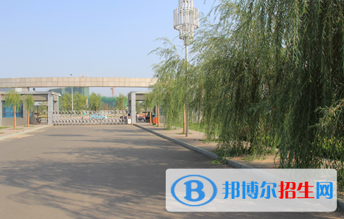 張家口第一中學2021年招生辦聯(lián)系電話