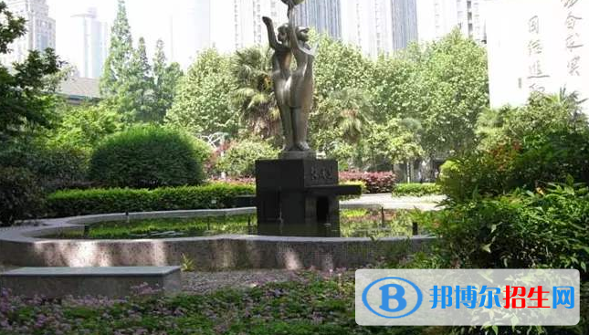 南京市第九中學(xué)震旦校區(qū)2021年學(xué)費(fèi)、收費(fèi)多少