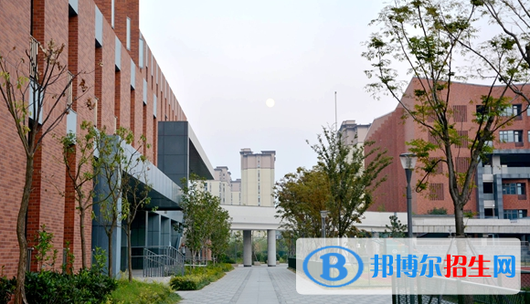 無錫大橋?qū)嶒?yàn)學(xué)校2021年招生代碼