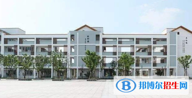 宜興和橋高級中學2021年學費、收費多少