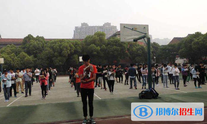 無(wú)錫運(yùn)河實(shí)驗(yàn)中學(xué)2021年招生辦聯(lián)系電話(huà)