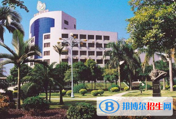 廣州華南師范大學(xué)附屬中學(xué)怎么樣、好不好