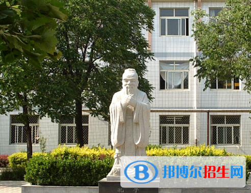 河北滄縣中學2021年學費、收費多少