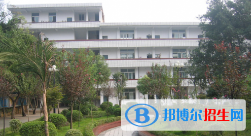 重慶彭水中學2021年招生辦聯(lián)系電話