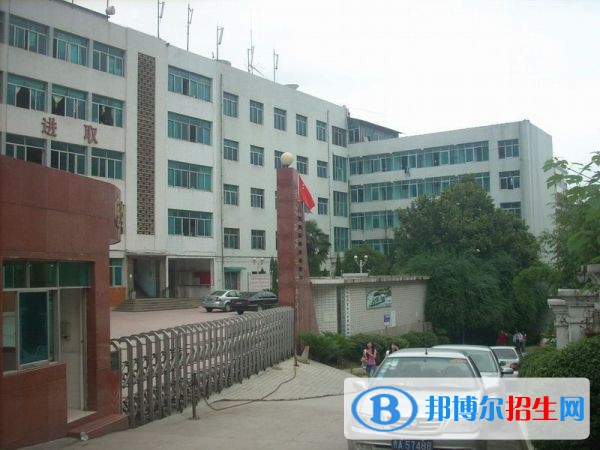 貴州商業(yè)學(xué)校2021年招生錄取分?jǐn)?shù)線(xiàn)