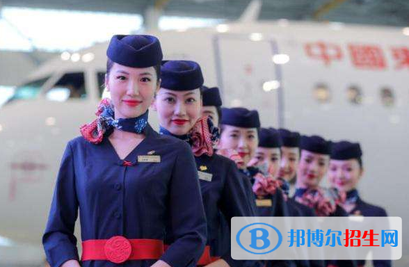 武漢2021年女生可以讀航空服務(wù)學(xué)校嗎