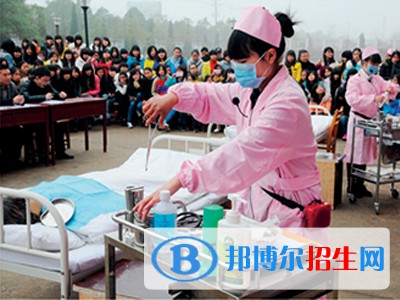鷹潭衛(wèi)生學校網(wǎng)站網(wǎng)址