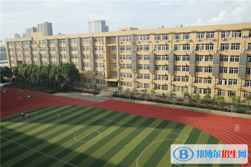 合肥工貿(mào)高級技工學校網(wǎng)站網(wǎng)址