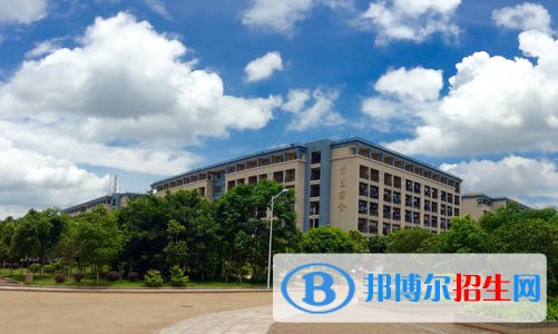 江西贛州衛(wèi)生學(xué)校2021年宿舍條件
