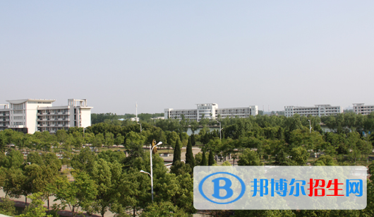 六安職業(yè)技術(shù)學(xué)院2021年報(bào)名條件、招生要求、招生對(duì)象
