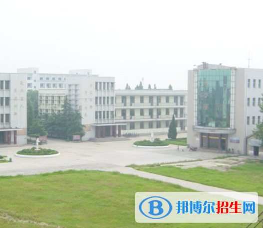 安徽省霍邱師范學(xué)校2021報(bào)名條件、招生要求、招生對(duì)象