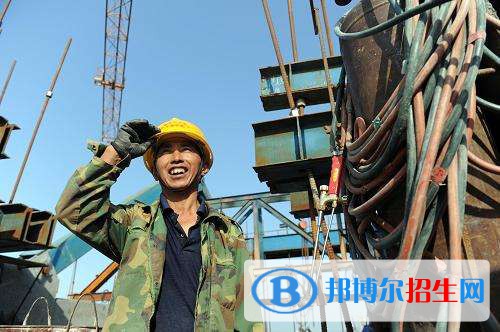 西安2021年讀鐵路學(xué)?？梢钥即髮W(xué)嗎