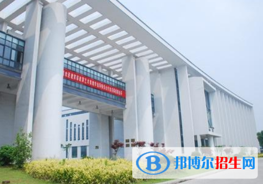六安市藝術(shù)學(xué)校2021年報名條件、招生要求、招生對象