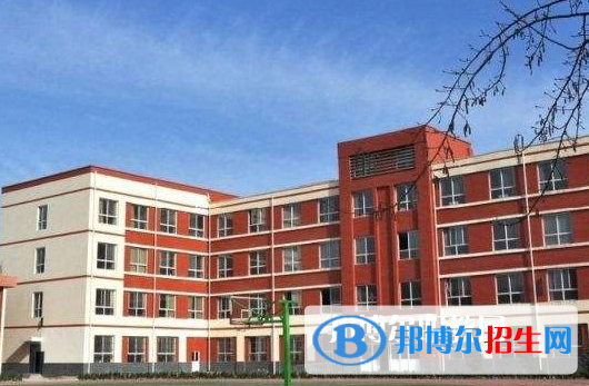 成都2021年初中畢業(yè)上中專學校好不好