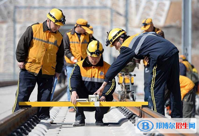 合肥2021年鐵路學(xué)校有哪些專業(yè)可以學(xué)