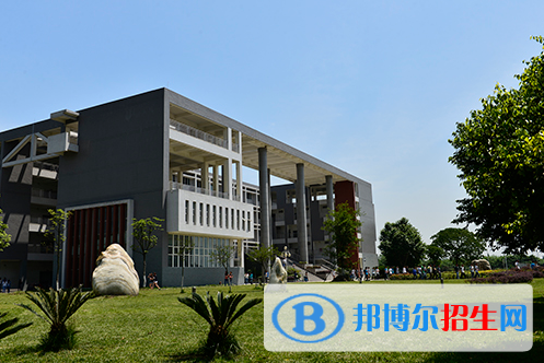 成都2021年中專學校什么時候開學