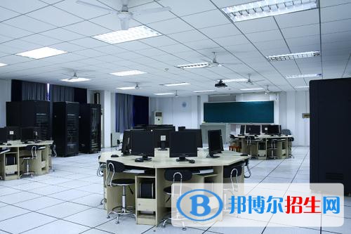 貴州2021年初中生可以學(xué)計算機學(xué)校嗎