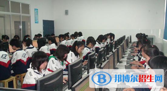貴州2021年初中生能讀什么計算機(jī)學(xué)校