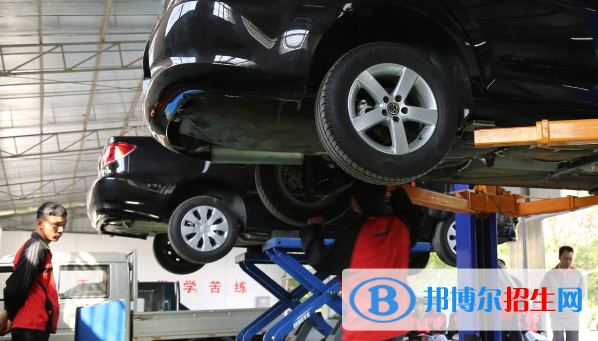 貴州2021年初中生報什么汽修學校好