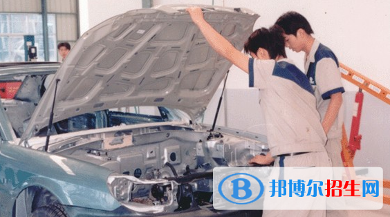 貴州2021年男生讀汽修學(xué)校好嗎