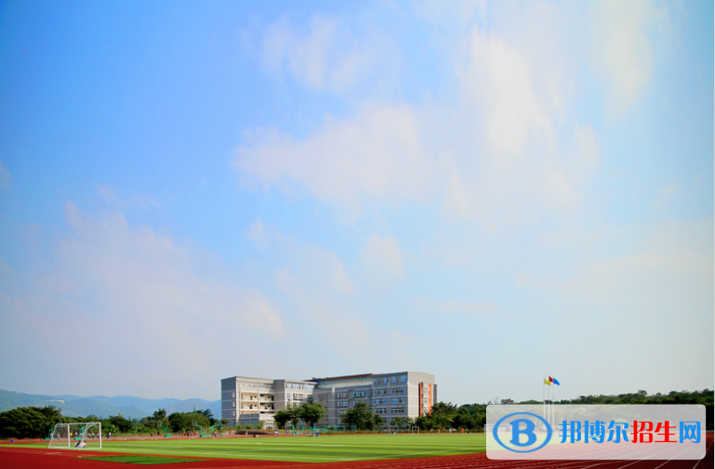 重慶2022年女生學護理學校好找工作嗎