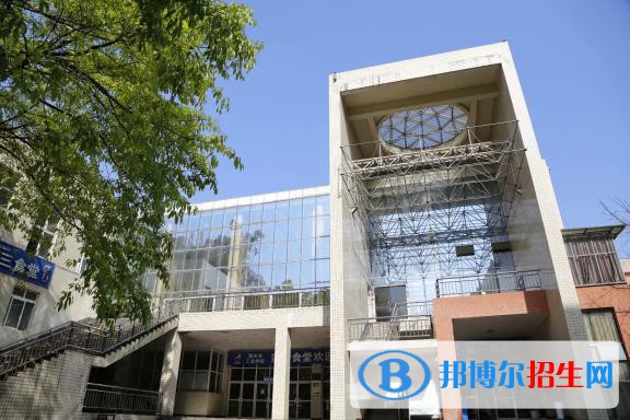 重慶2022年初中生讀護(hù)理學(xué)校