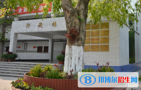 成都2021年讀中專學校有沒有用