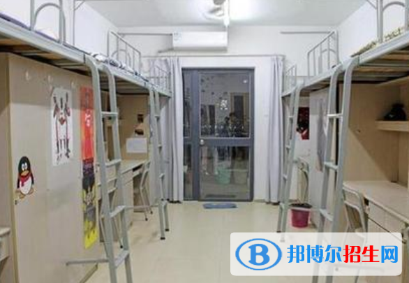 金堂職業(yè)高級中學(xué)2021年宿舍條件