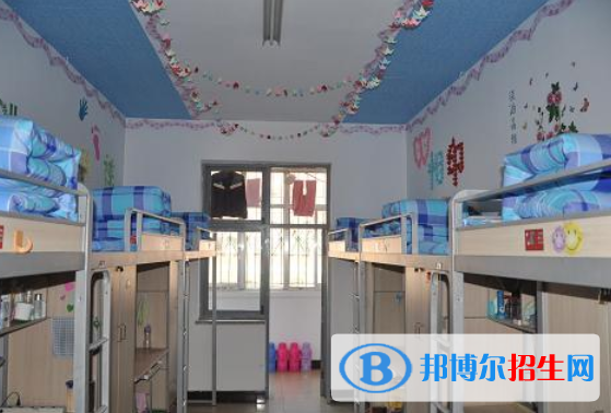 邛崍九年制實驗學(xué)校2021年宿舍條件