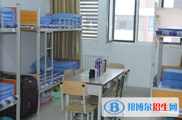 成都第三十七中學2021年宿舍條件