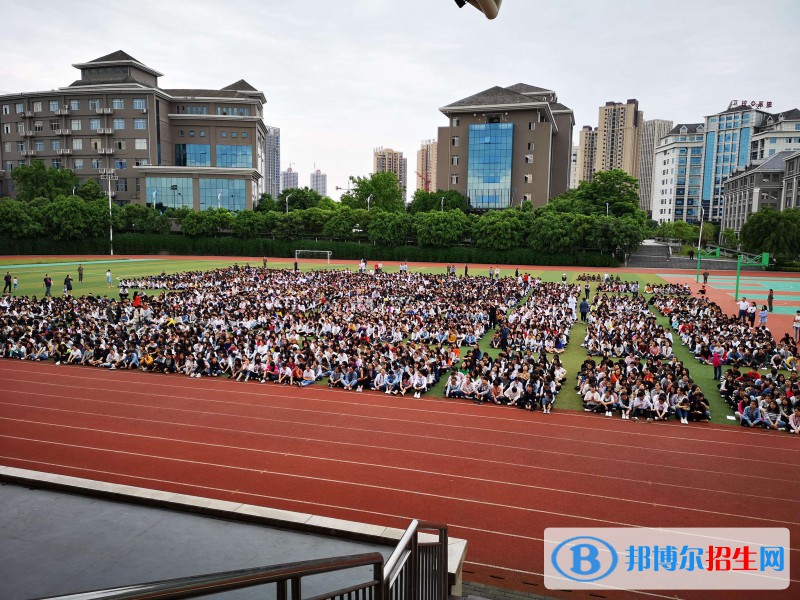 重慶2022年男生上什么護(hù)理學(xué)校好