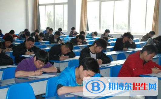 浙江2021年讀中專學?？梢钥即髮W嗎