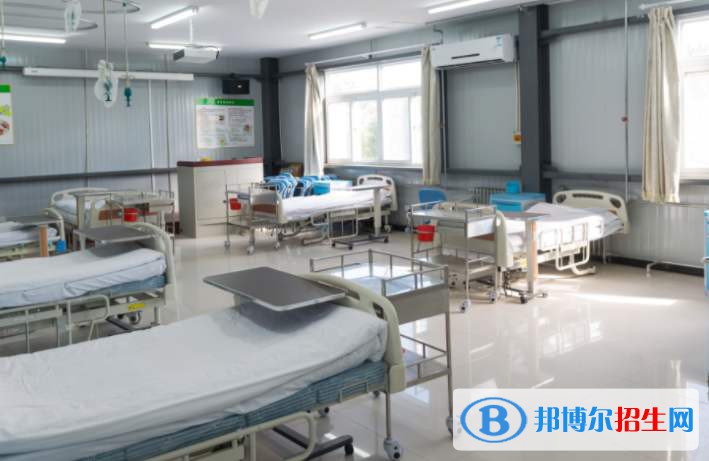 重慶2022年女生讀什么護理學校好