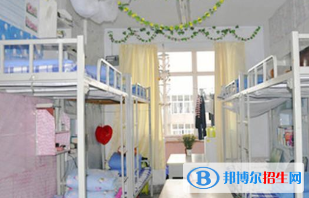 錦江區(qū)三圣中學2021年宿舍條件