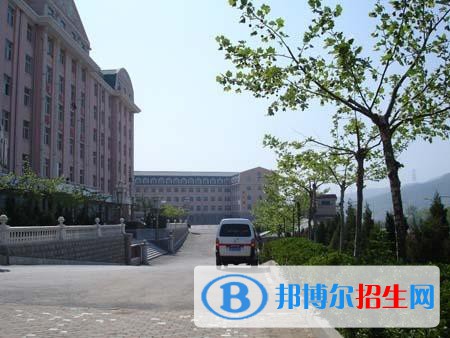 云南省民族中等專業(yè)學校招生辦聯(lián)系電話