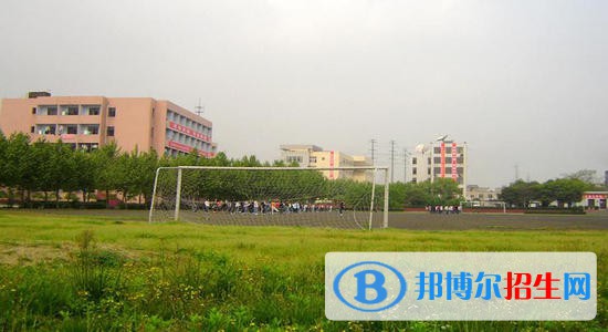 四川廣播電視中等專業(yè)學校2021年學費、收費多少