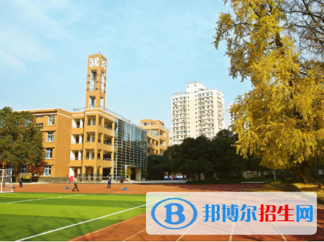 成都市第八中學2021年排名