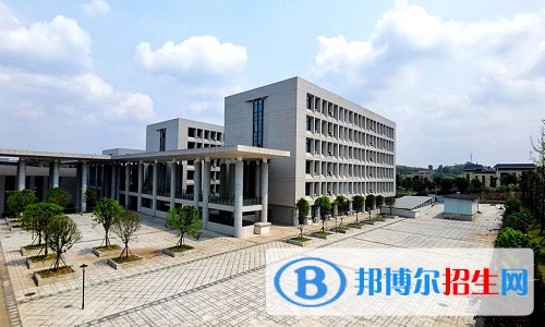 滎經(jīng)縣職業(yè)高級中學(xué)2021年學(xué)費、收費多少