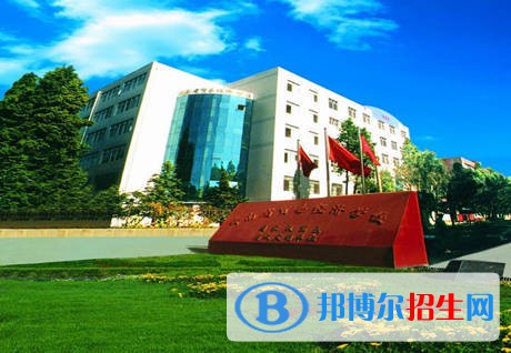 云南中醫(yī)藥中等專業(yè)學(xué)校2021年招生辦聯(lián)系電話