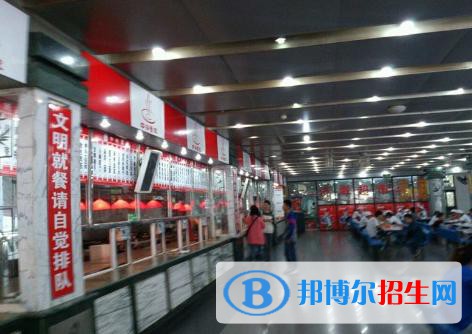 云南中醫(yī)藥中等專業(yè)學(xué)校2021年報(bào)名條件、招生要求、報(bào)名方式